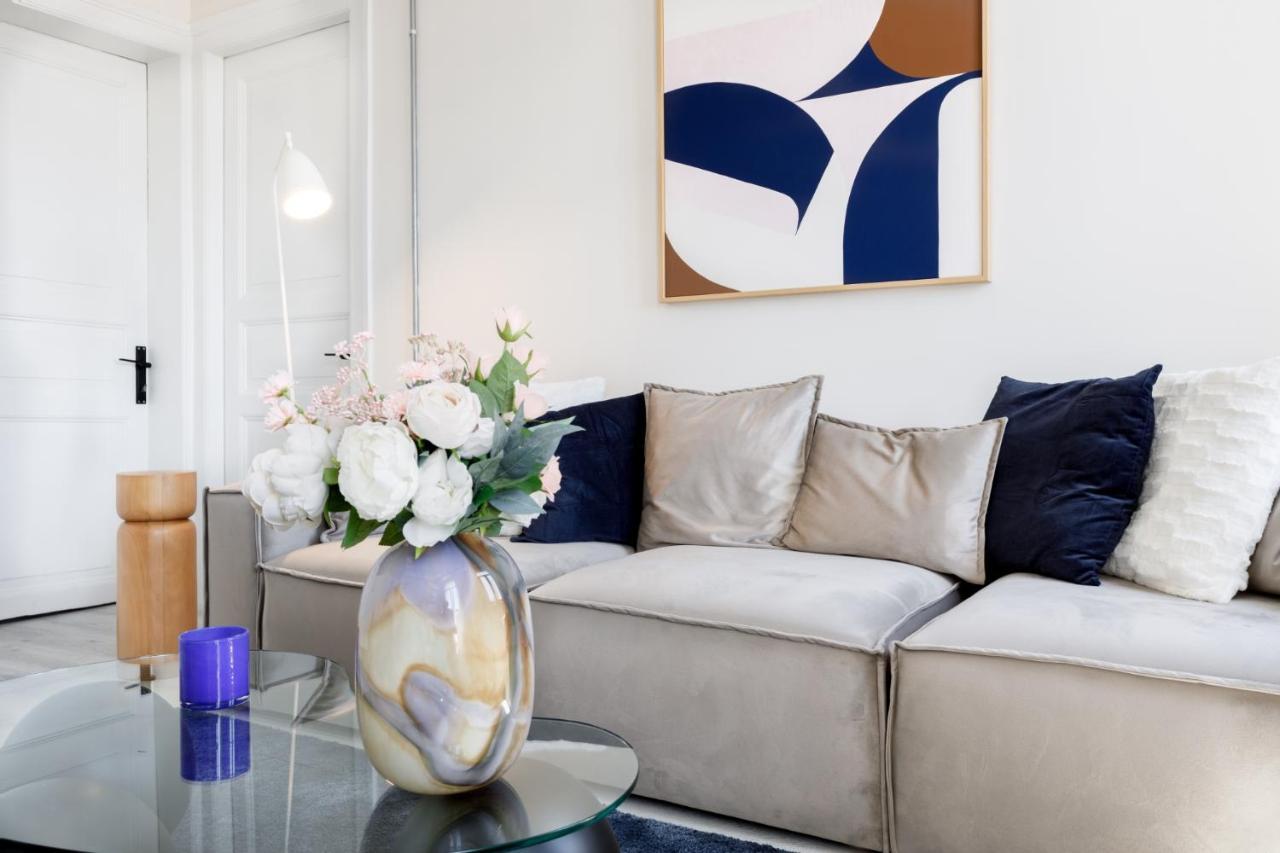 Modern Flat 5 Min To Galata Tower In Istiklal Ave Apartment Istanbul Exterior photo